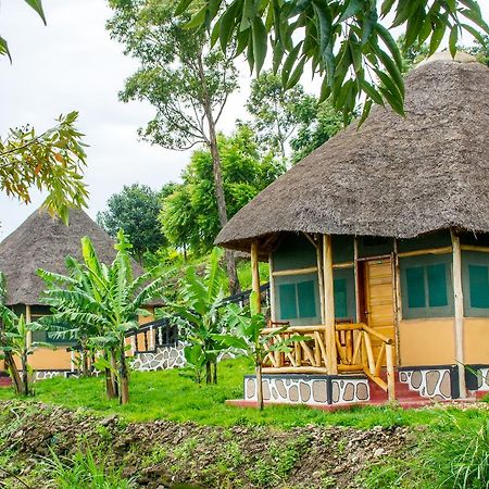 Queen Elizabeth Pvt Lodge Kichwamba Bagian luar foto