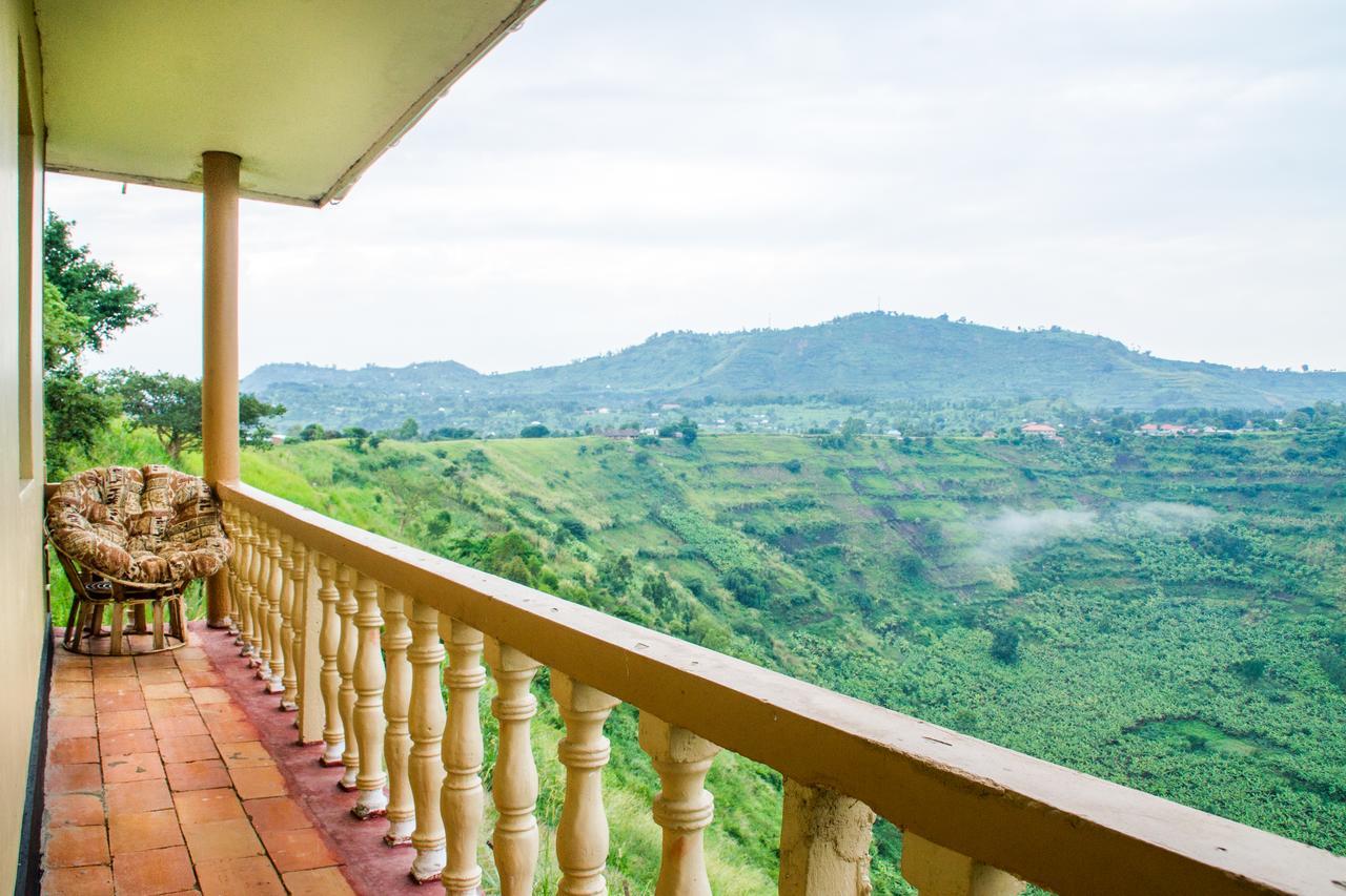 Queen Elizabeth Pvt Lodge Kichwamba Bagian luar foto