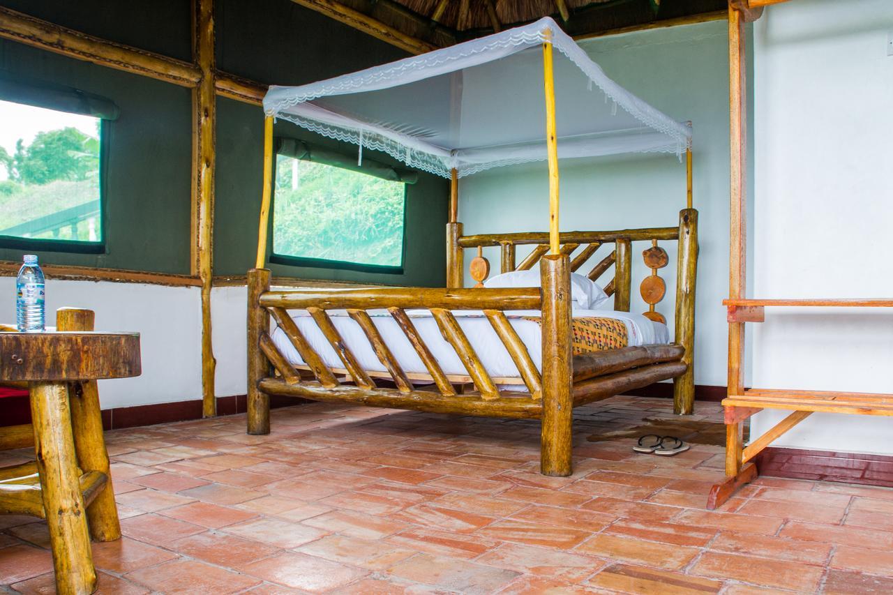 Queen Elizabeth Pvt Lodge Kichwamba Bagian luar foto