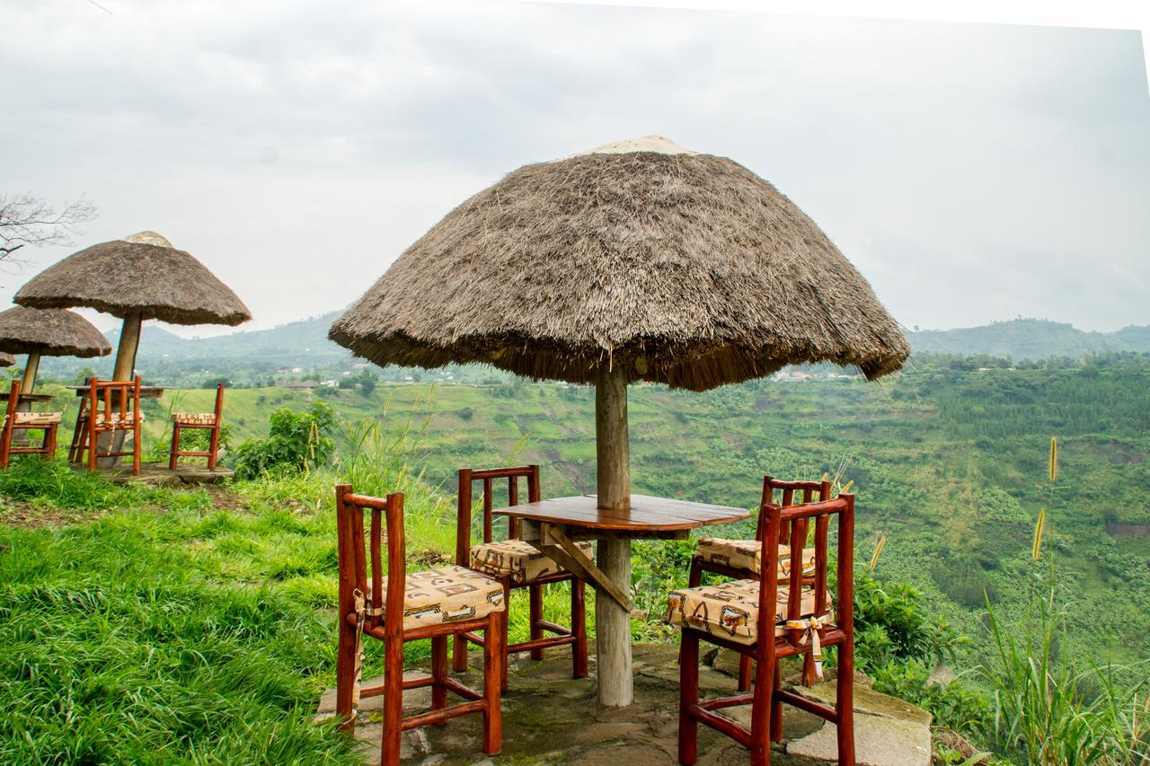 Queen Elizabeth Pvt Lodge Kichwamba Bagian luar foto