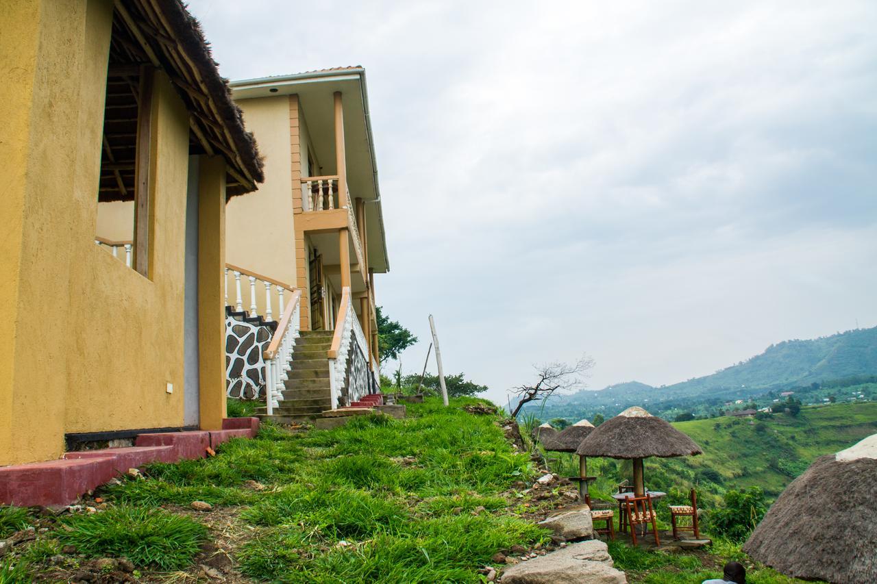 Queen Elizabeth Pvt Lodge Kichwamba Bagian luar foto