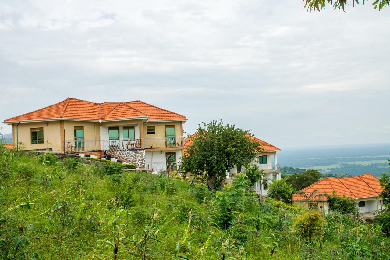 Queen Elizabeth Pvt Lodge Kichwamba Bagian luar foto