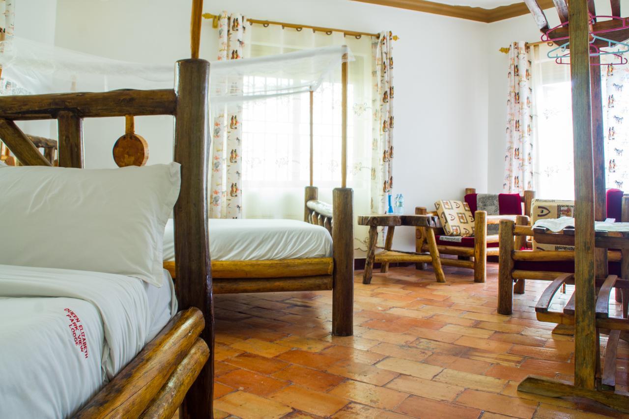 Queen Elizabeth Pvt Lodge Kichwamba Bagian luar foto