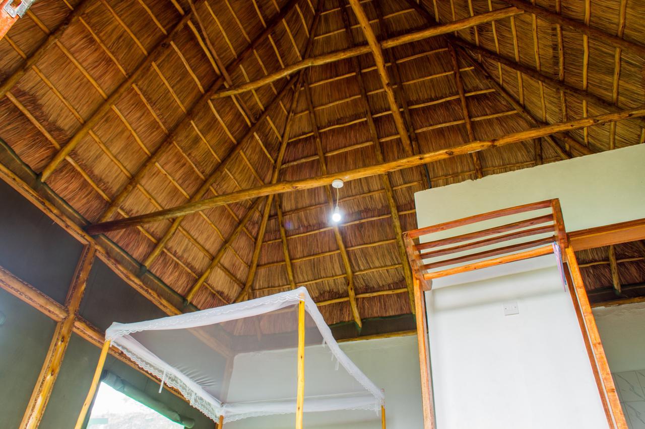 Queen Elizabeth Pvt Lodge Kichwamba Bagian luar foto